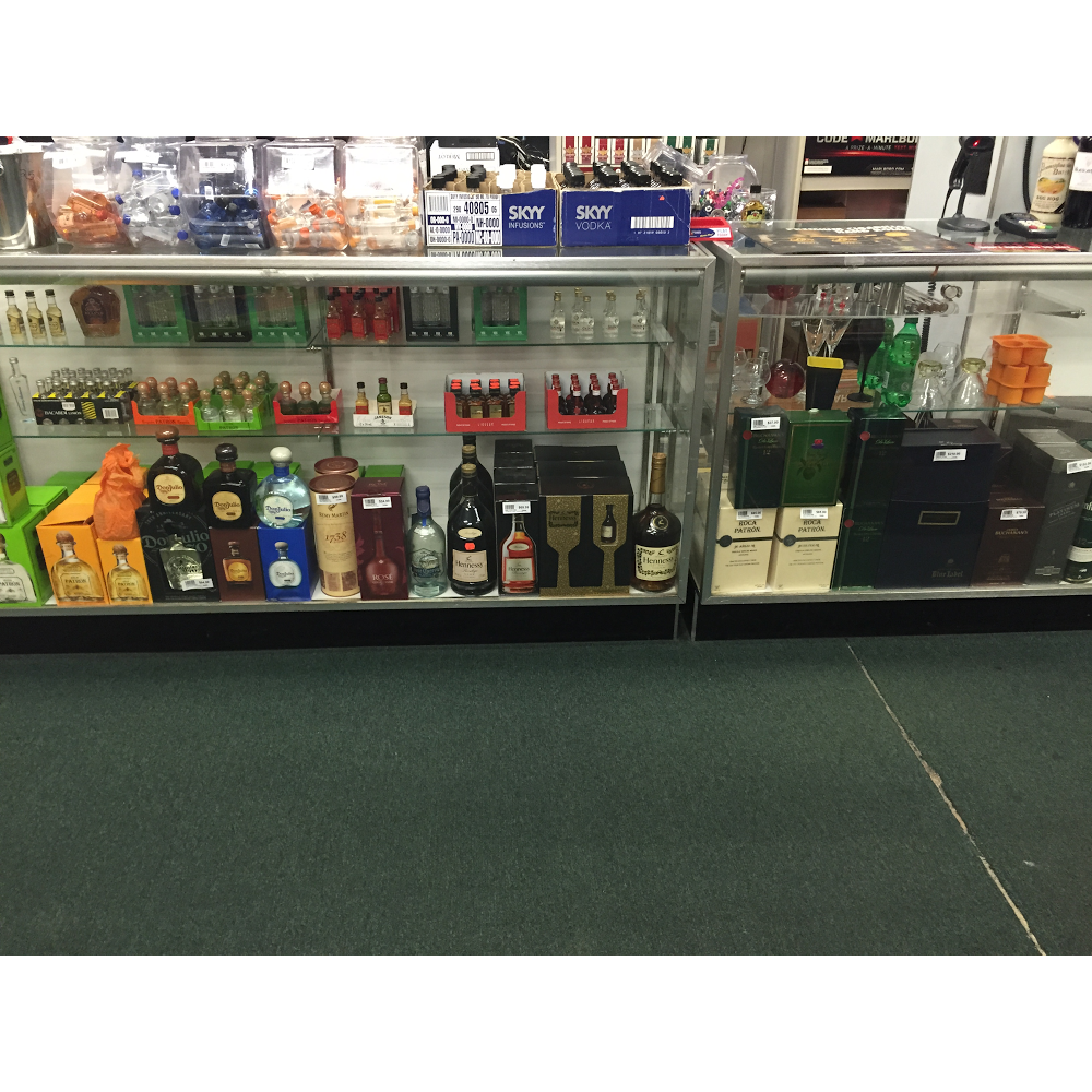 Peddlers Liquor Store | 10 W Main St, Newark, DE 19702, USA | Phone: (302) 731-5991