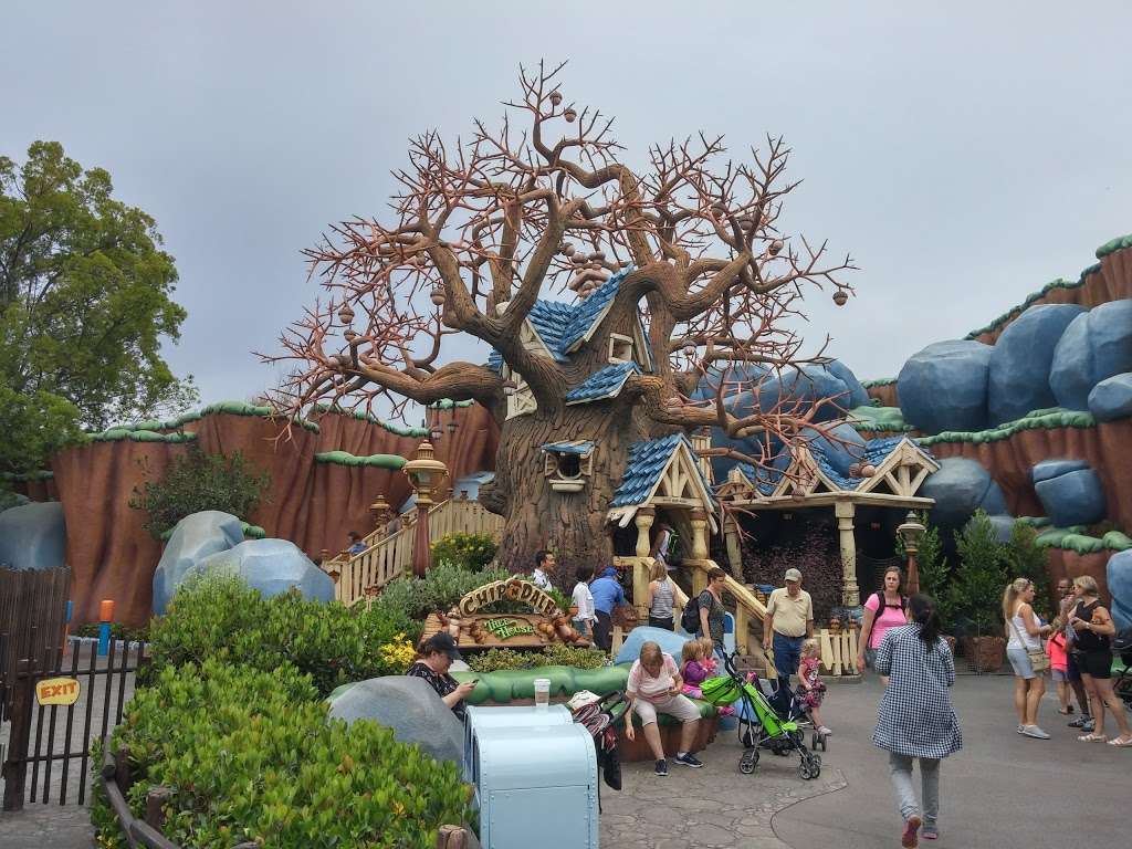 Chip n Dale Treehouse | 1313 Disneyland Dr, Anaheim, CA 92802, USA | Phone: (714) 781-4565