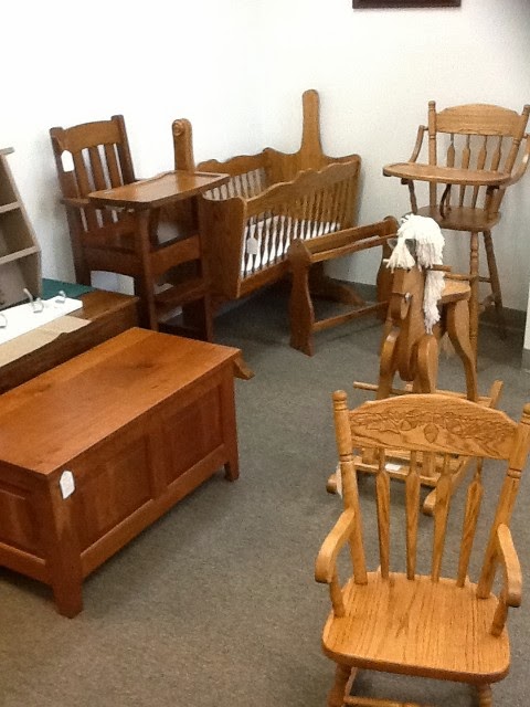 Amish Furniture -Circles In The Wind | 206 S Calumet Rd D, Chesterton, IN 46304, USA | Phone: (219) 464-9572