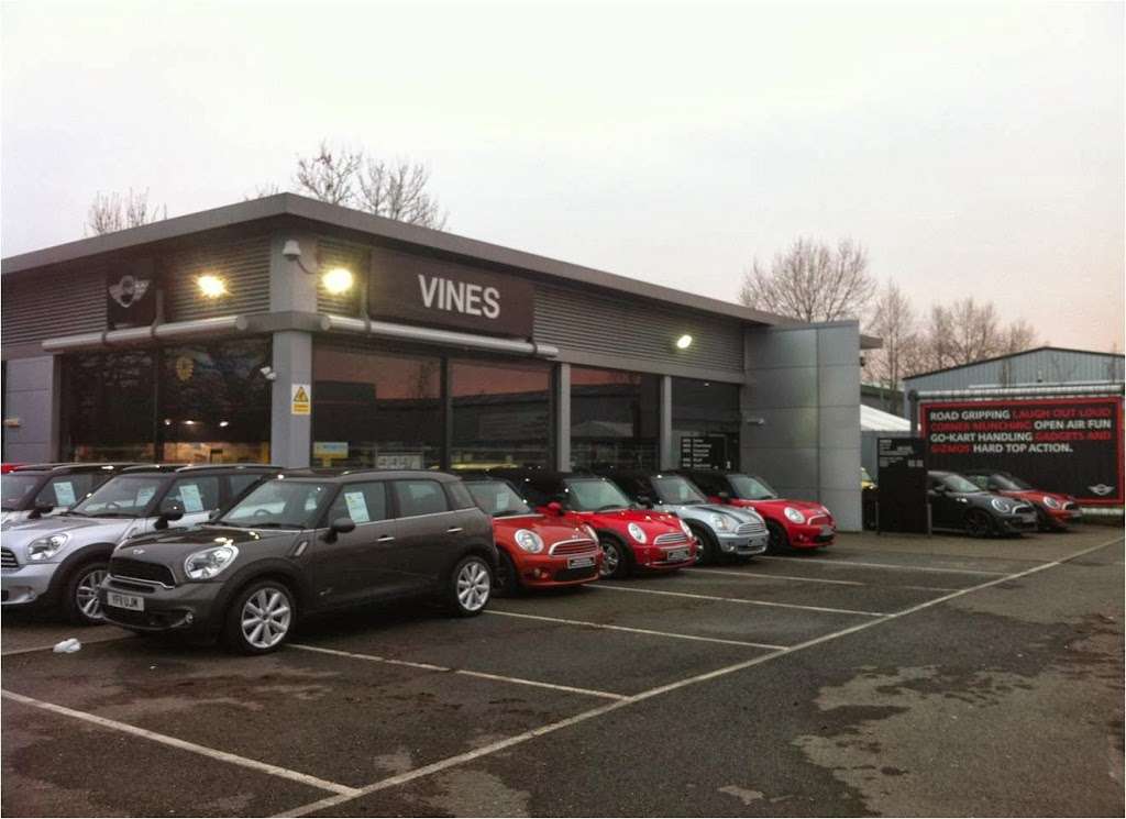 Vines of Redhill MINI | 10 Bonehurst Rd, Salfords, Redhill RH1 5EP, UK | Phone: 01293 787380