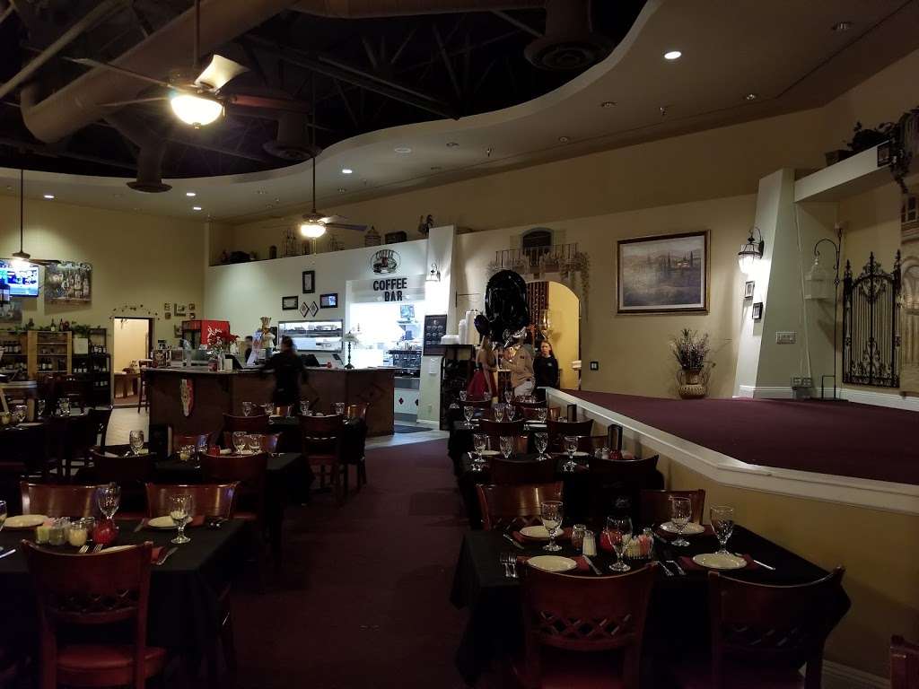 Ginos Italian Restaurant | 44960 Valley Central Way, Lancaster, CA 93536, USA | Phone: (661) 942-1300