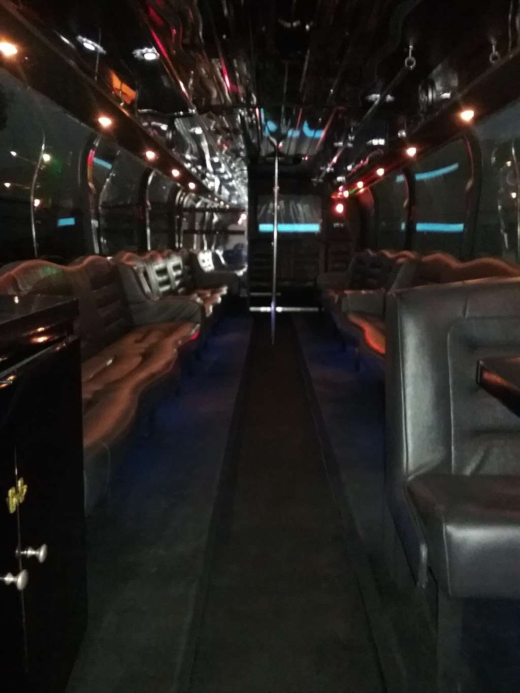 Epic Limo and Party Bus | 3392 E St, San Diego, CA 92102, USA | Phone: (858) 270-5466