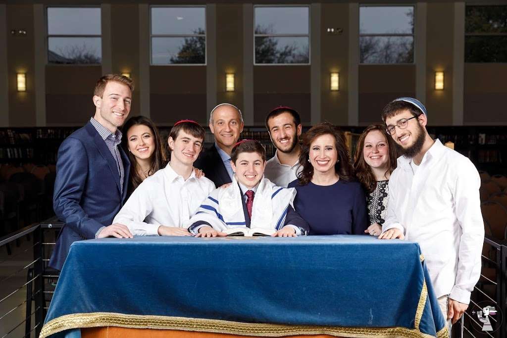 United Orthodox Synagogues of Houston | 9001 Greenwillow St, Houston, TX 77096, USA | Phone: (713) 723-3850