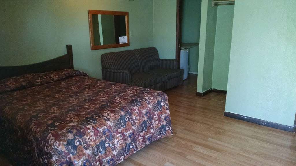 Motel 85 | 12465 County Rd 2, Brighton, CO 80603, USA | Phone: (303) 659-1546