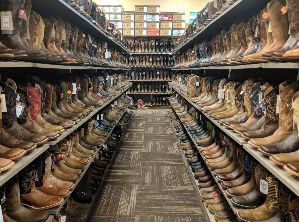 Boot Barn | 13785 Park Ave ste h, Victorville, CA 92392, USA | Phone: (760) 241-3361