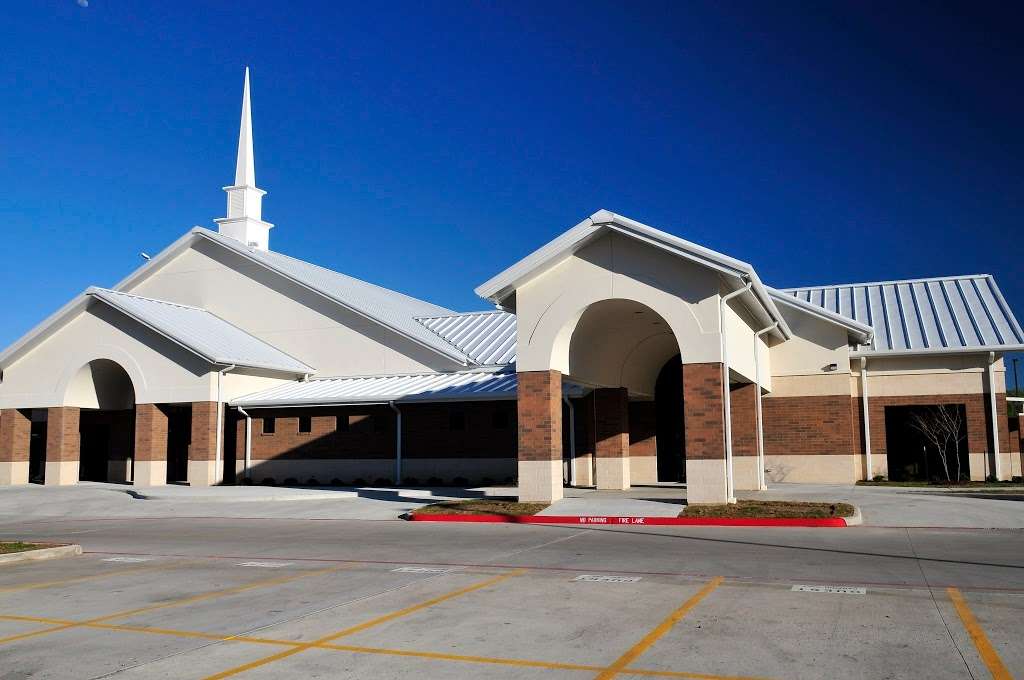 Shadycrest Baptist Church | 3017 Yost Blvd, Pearland, TX 77581, USA | Phone: (281) 485-1481