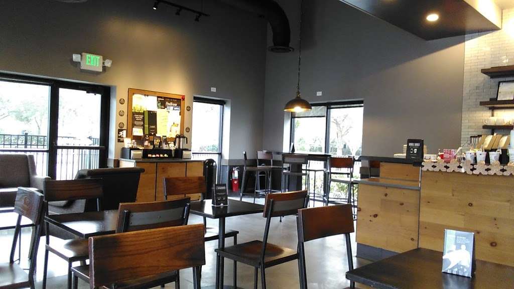 Starbucks | 910 International Pkwy, Lake Mary, FL 32746, USA | Phone: (321) 370-0446