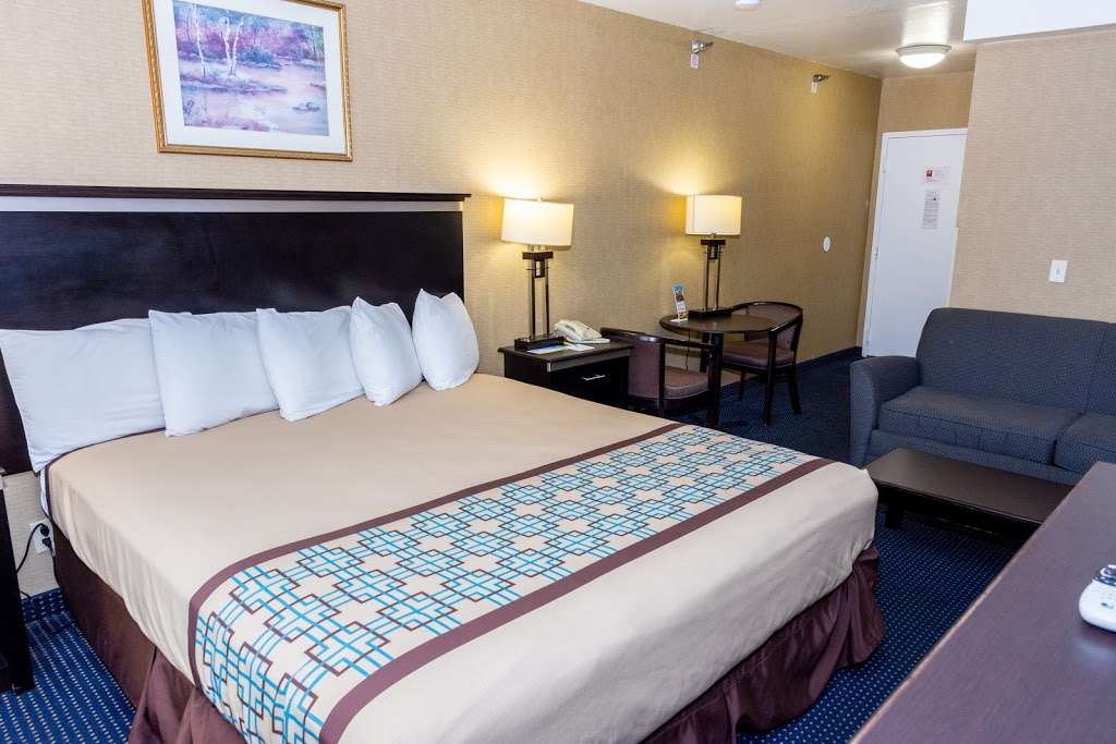 Days Inn & Suites by Wyndham Artesia | 17510 Pioneer Blvd, Artesia, CA 90701, USA | Phone: (562) 924-6700