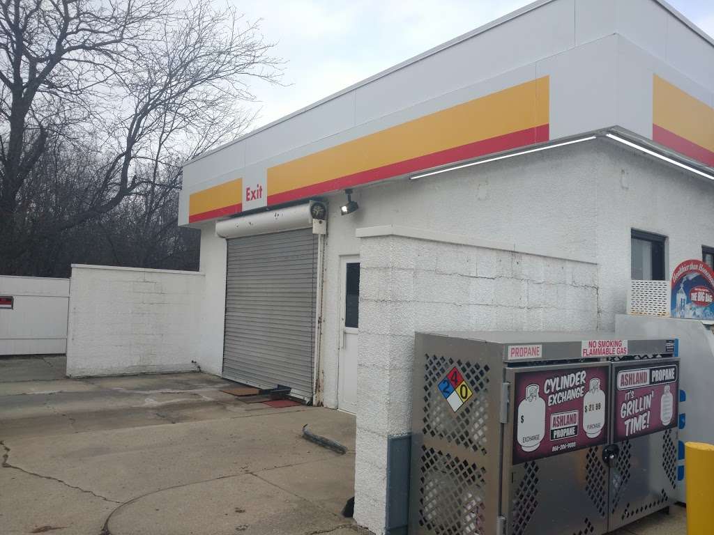 Shell | 500 E Lake St, Addison, IL 60101, USA | Phone: (630) 617-0017