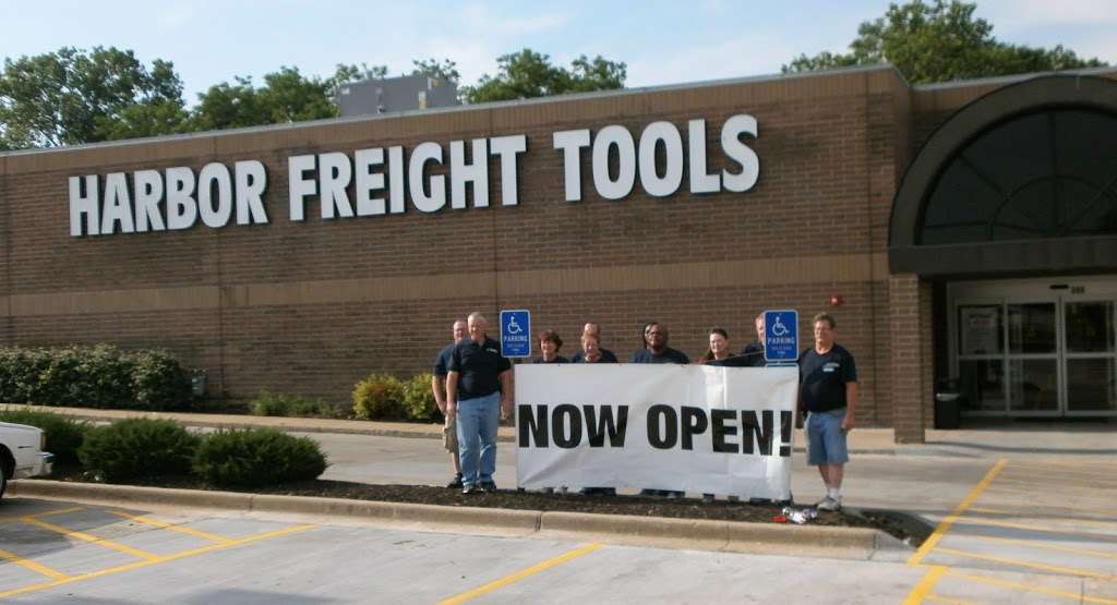 Harbor Freight Tools | 395 NW Barry Rd, Kansas City, MO 64155, USA | Phone: (816) 436-4200
