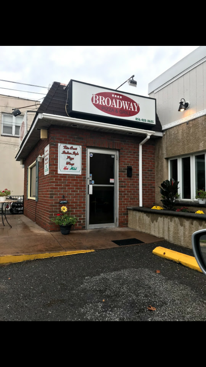 Broadway Pizza & Grill | 95A W Broad St, Gibbstown, NJ 08027, USA | Phone: (856) 423-2635