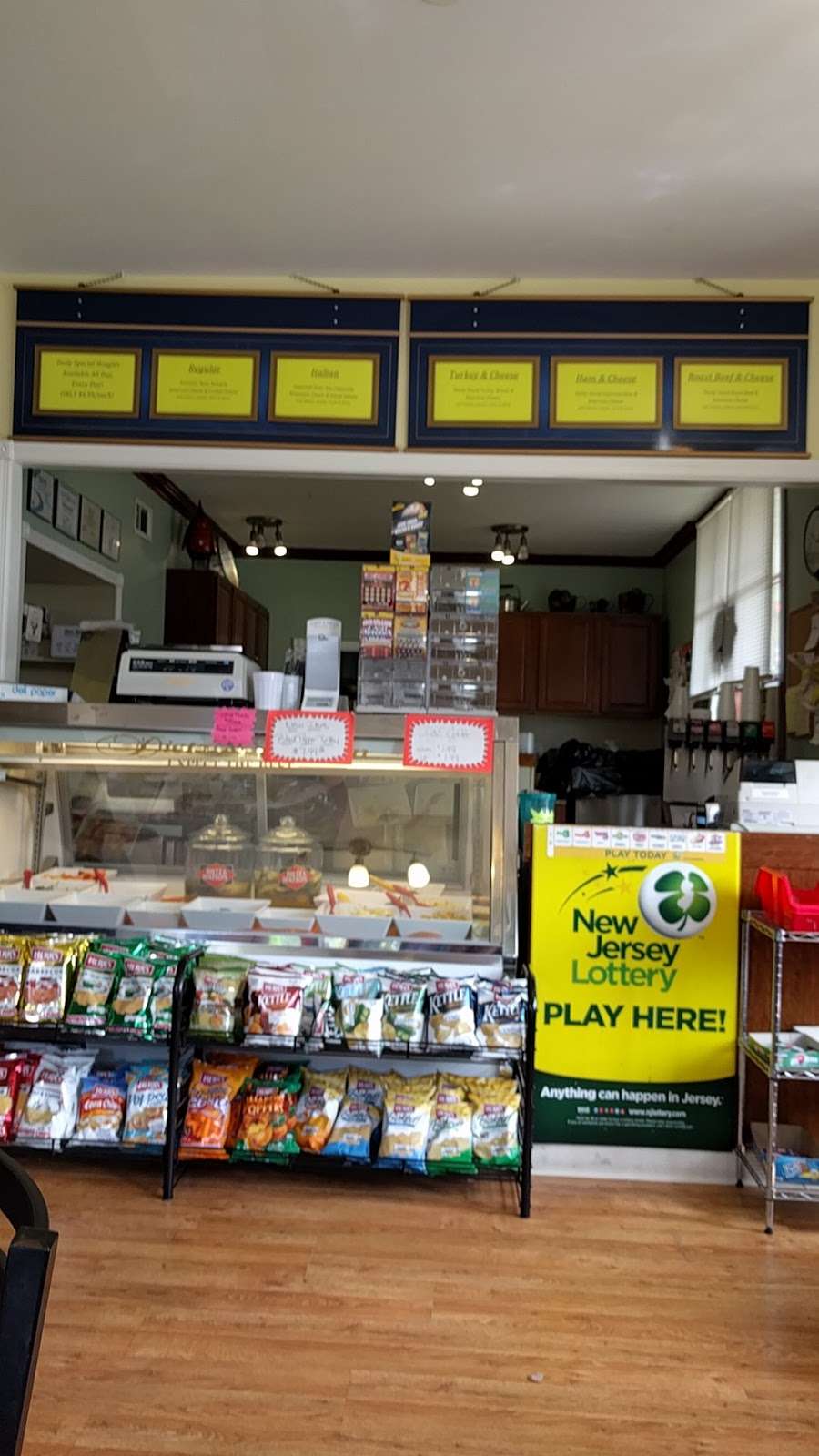 Hawks Corner Deli | 1 E Mantua Ave, Wenonah, NJ 08090, USA | Phone: (856) 468-4295