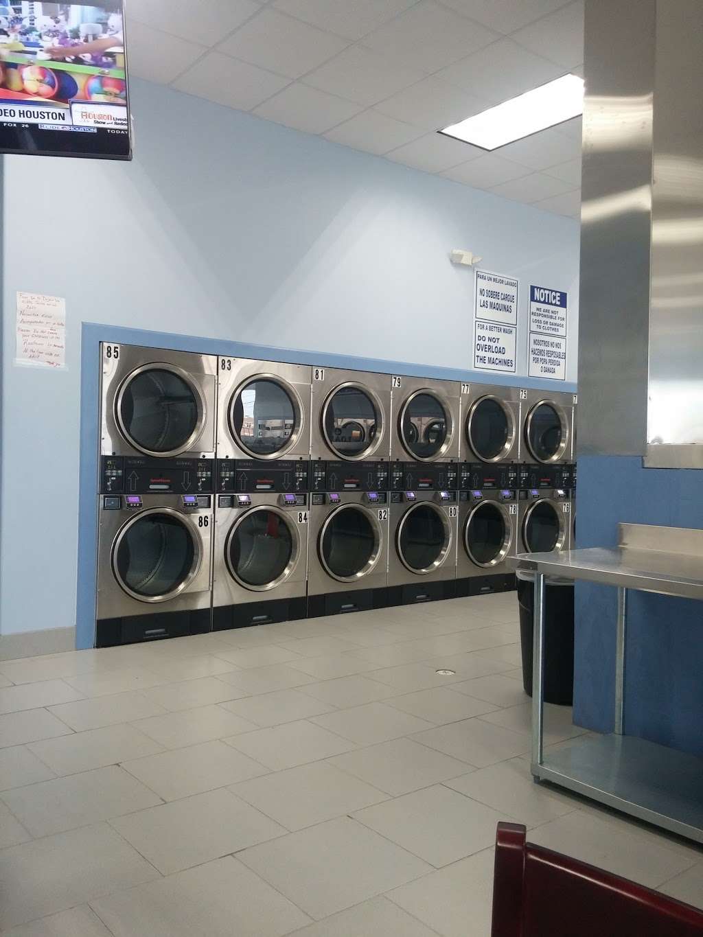 Spears Washateria | 2843 Spears Rd, Houston, TX 77067, USA | Phone: (832) 666-2908