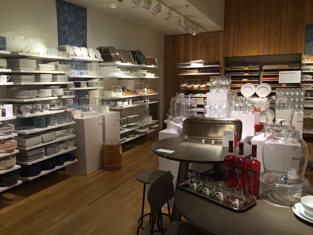 Crate and Barrel | 75 W Colorado Blvd, Pasadena, CA 91105, USA | Phone: (626) 683-8000