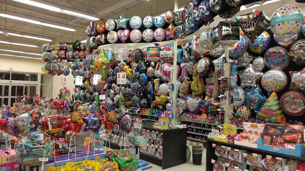 Party City | 375 S Barrington Rd, Schaumburg, IL 60193, USA | Phone: (630) 736-9450