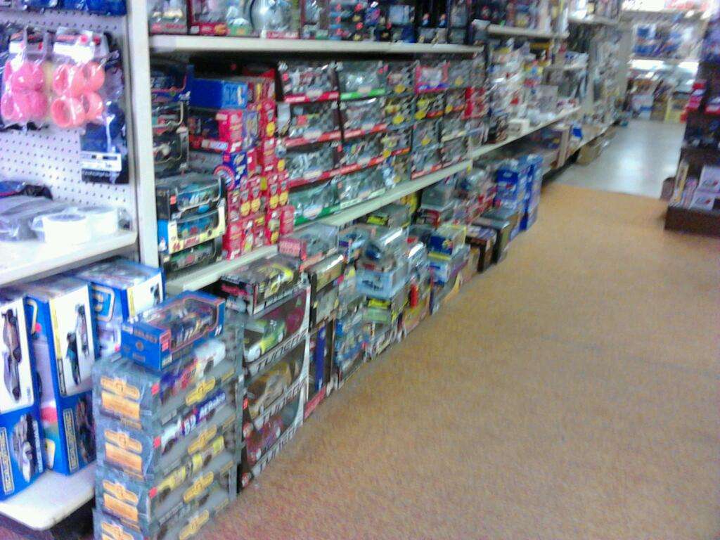 Wild Bills Hobbytown | 535 E Shady Grove Rd, Irving, TX 75060, USA | Phone: (972) 438-9224