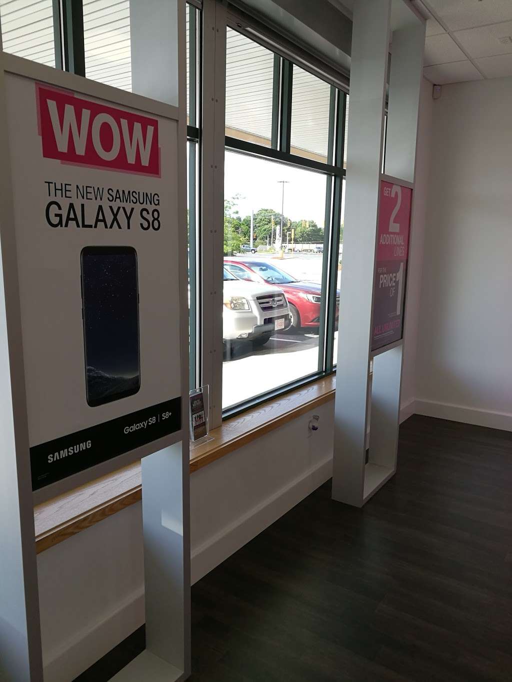 T-Mobile | 345 Main St, Tewksbury, MA 01876, USA | Phone: (978) 677-6151