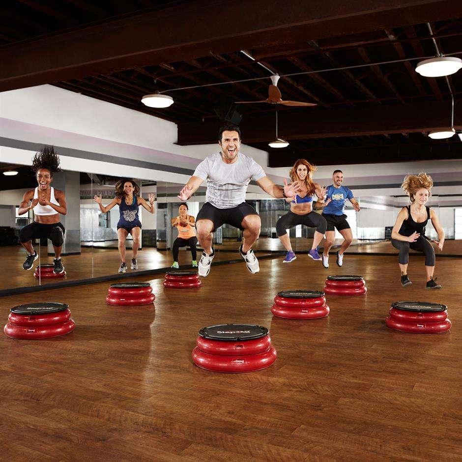 Crunch Fitness - Santa Clarita | 18655 Soledad Canyon Rd, Santa Clarita, CA 91351, USA | Phone: (661) 425-4576