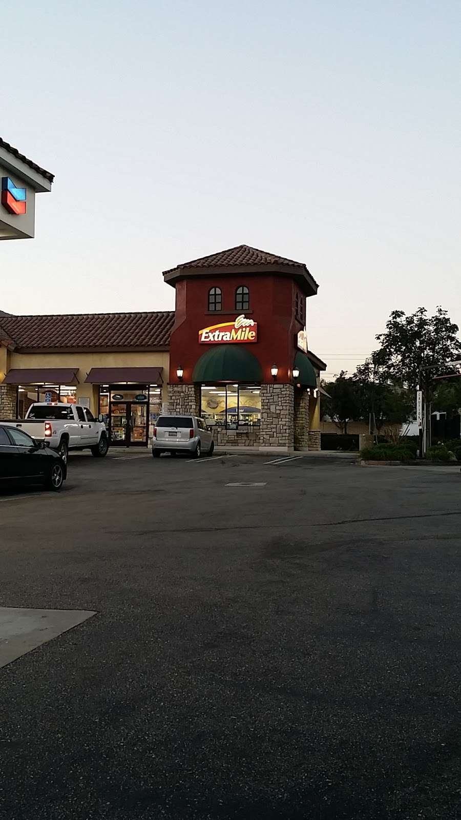 Chevron ExtraMile Fontana | 11285 Sierra Ave, Fontana, CA 92337, USA | Phone: (909) 350-2647