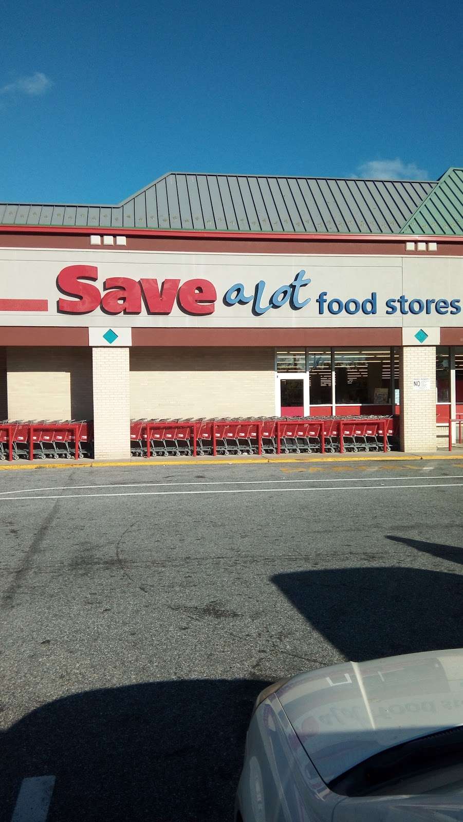 Save-A-Lot | 2346 Iverson St, Temple Hills, MD 20748, USA | Phone: (301) 423-1274
