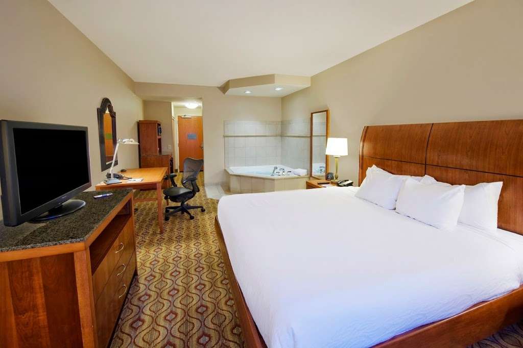 Hilton Garden Inn Solomons | 13100 Dowell Rd, Dowell, MD 20629, USA | Phone: (410) 326-0303