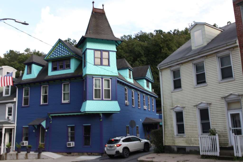 High Street Guesthouse | 221 W High St, Jim Thorpe, PA 18229, USA | Phone: (610) 577-5091