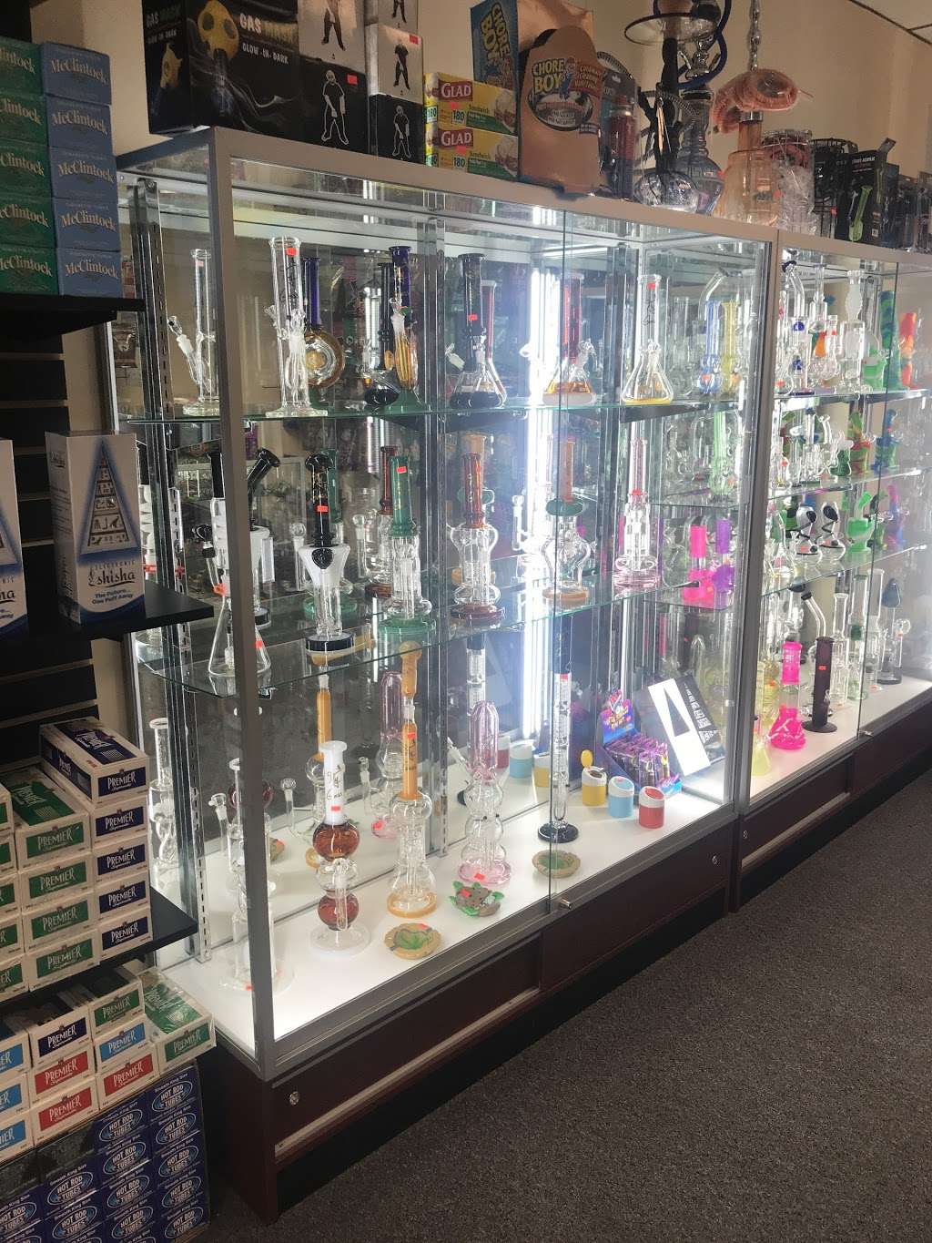 WONDERLAND SMOKE SHOP | 3 Park St, Rehoboth, MA 02769, USA | Phone: (508) 455-0856