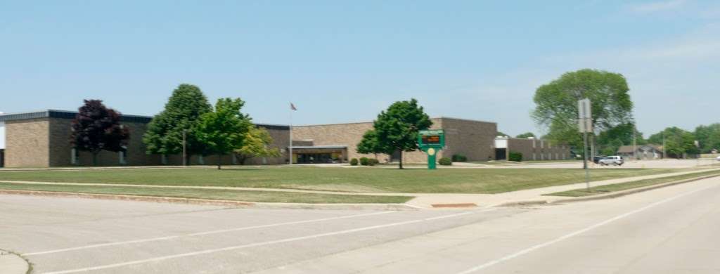 Bullen Middle School | 2804 39th Ave, Kenosha, WI 53144, USA | Phone: (262) 359-4460