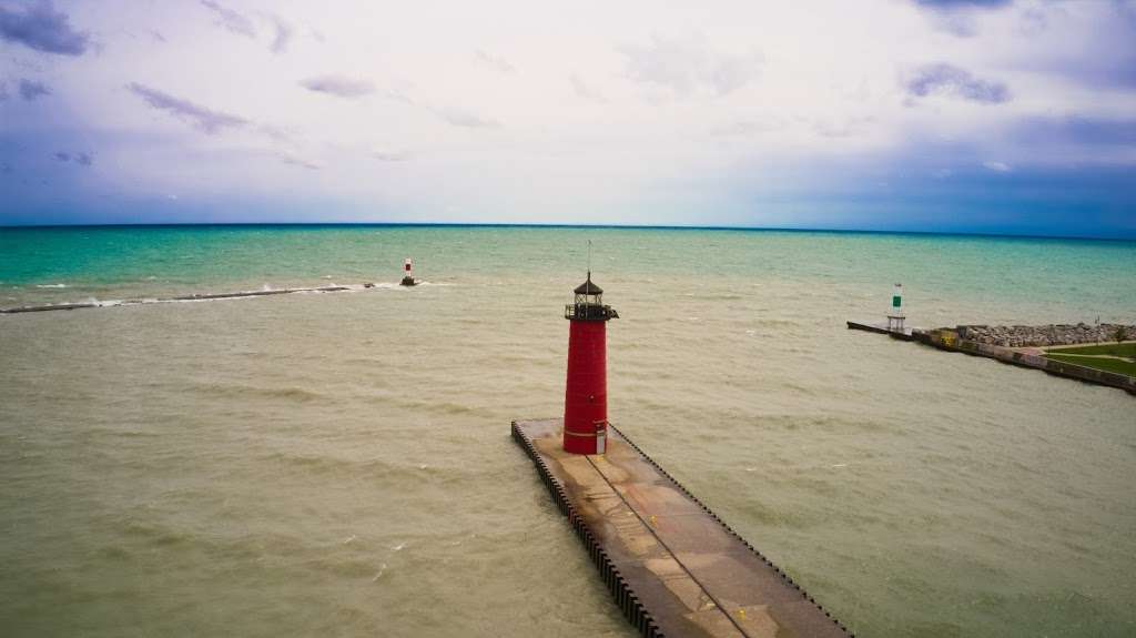 Simmons Island Beach | 5001 Simmons Island Rd, Kenosha, WI 53140, USA | Phone: (262) 653-4080