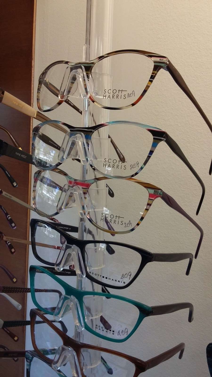 Bowers & Snyder Opticians | 5817, 6569 N Charles St # 305, Towson, MD 21204, USA | Phone: (410) 494-0021