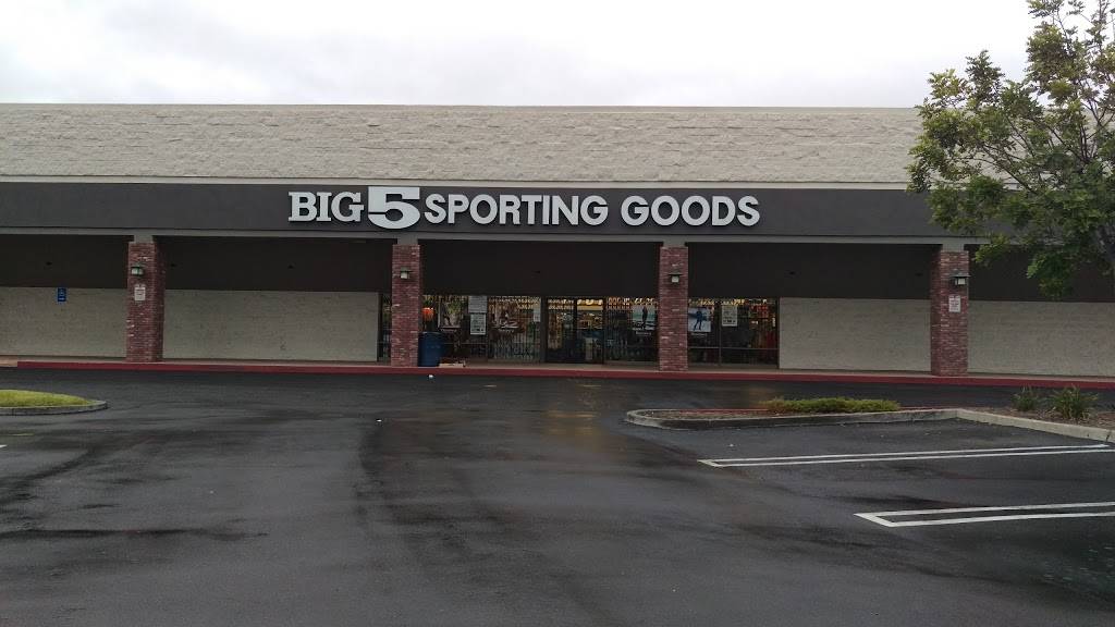 Big 5 Sporting Goods | 24314 Swartz Dr, Lake Forest, CA 92630, USA | Phone: (949) 951-6311