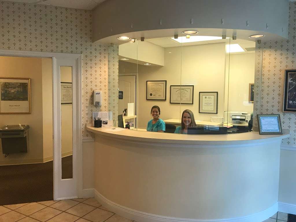 Village Endodontics | 121 Griffin View Dr, Lady Lake, FL 32159, USA | Phone: (352) 259-3636