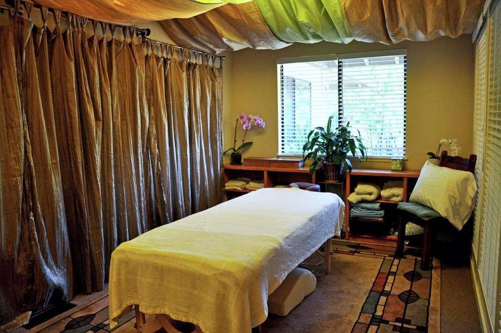 Healing Room | 2400 Las Gallinas Ave, San Rafael, CA 94903, USA | Phone: (415) 717-8094