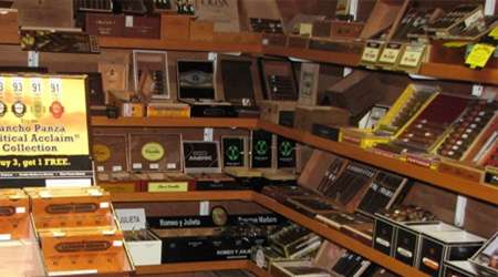 Brennans Smoke Shop | 95 Church St, Pembroke, MA 02359, USA | Phone: (781) 826-5773