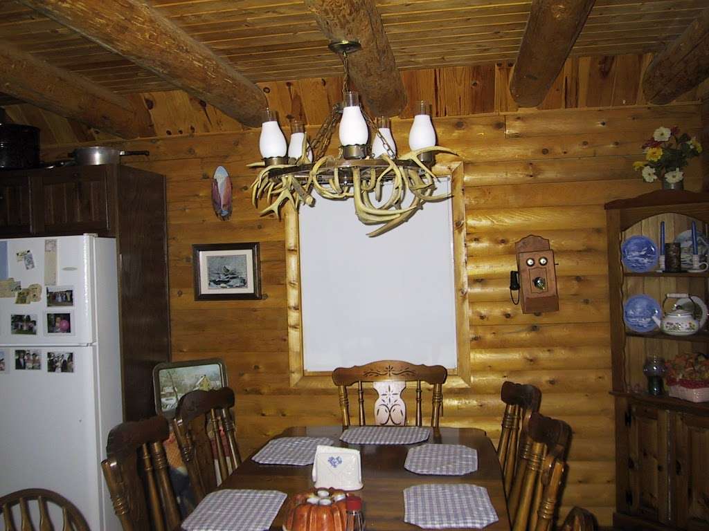 Log Cabin in the Woods | 12021 Baugher Road, Thurmont, MD 21788, USA | Phone: (443) 340-1274