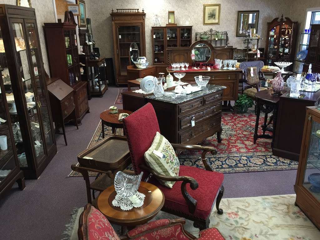 Dovetail Antiques & Collectibles | 5609 2nd St, Katy, TX 77493, USA | Phone: (281) 391-3443