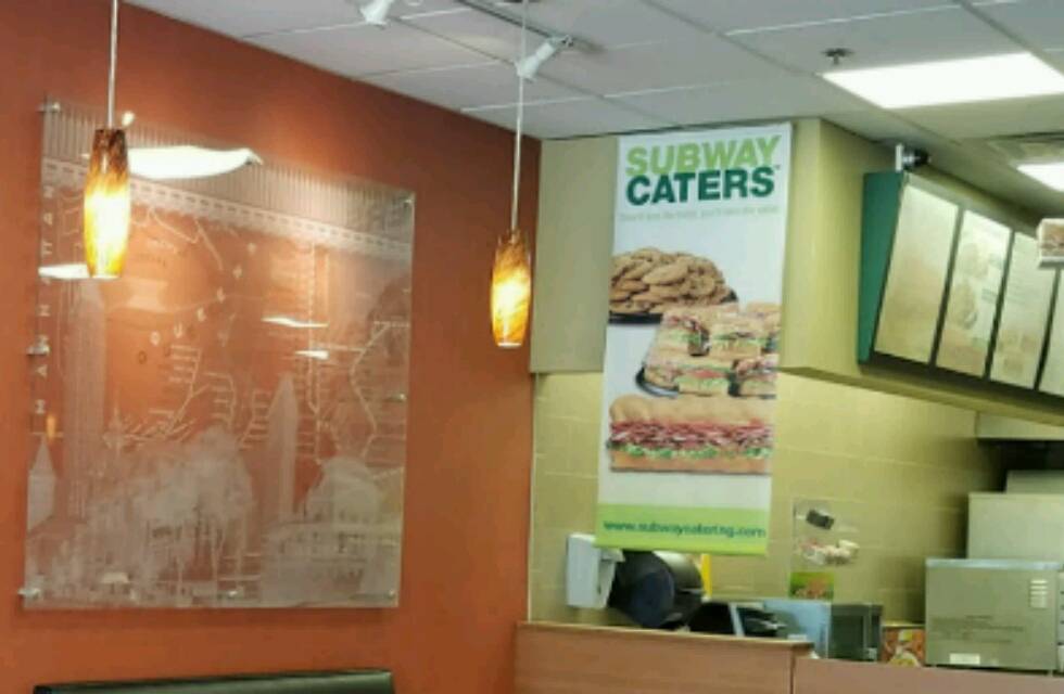 Subway | 11 Summit Square Center Store #11, Langhorne, PA 19047, USA | Phone: (215) 968-0206