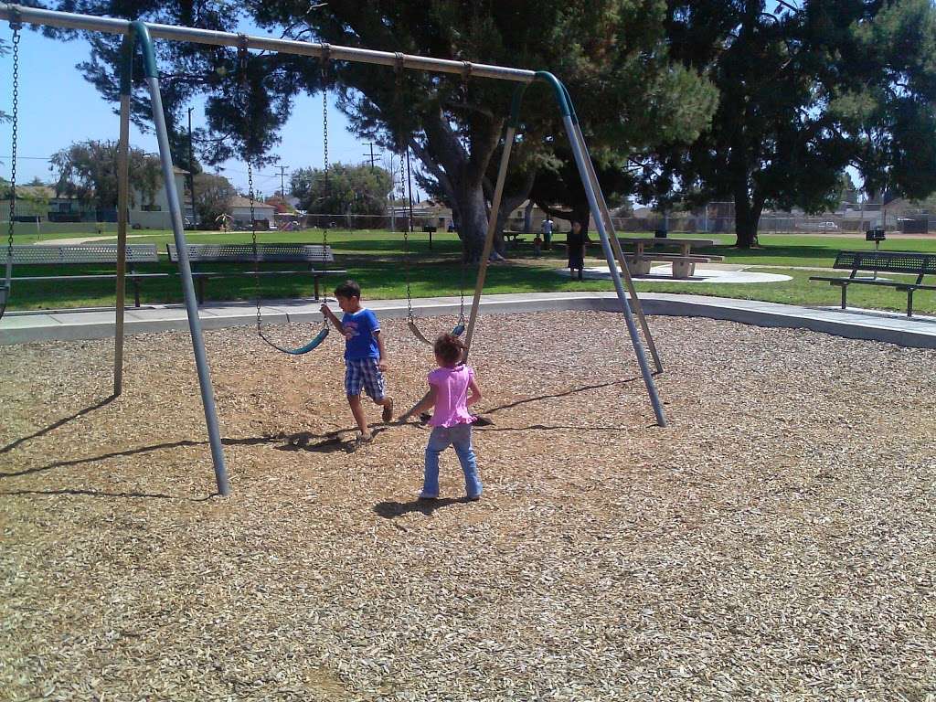 Roy Campanella Park | 14812 S Stanford Ave, Compton, CA 90220, USA | Phone: (310) 603-3720