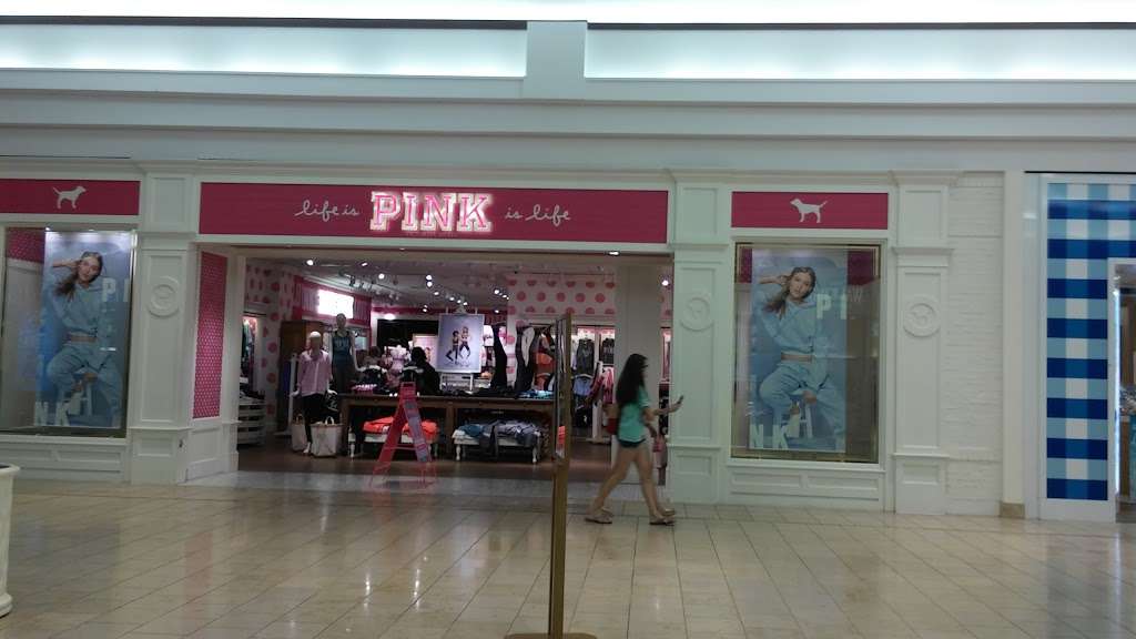 Victorias Secret & PINK | 2570 E Sunrise Blvd #2078A, Fort Lauderdale, FL 33304, USA | Phone: (954) 564-6404