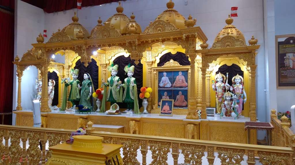 BAPS Shri Swaminarayan Mandir | 50 Stedman St, Lowell, MA 01851, USA | Phone: (978) 458-4444