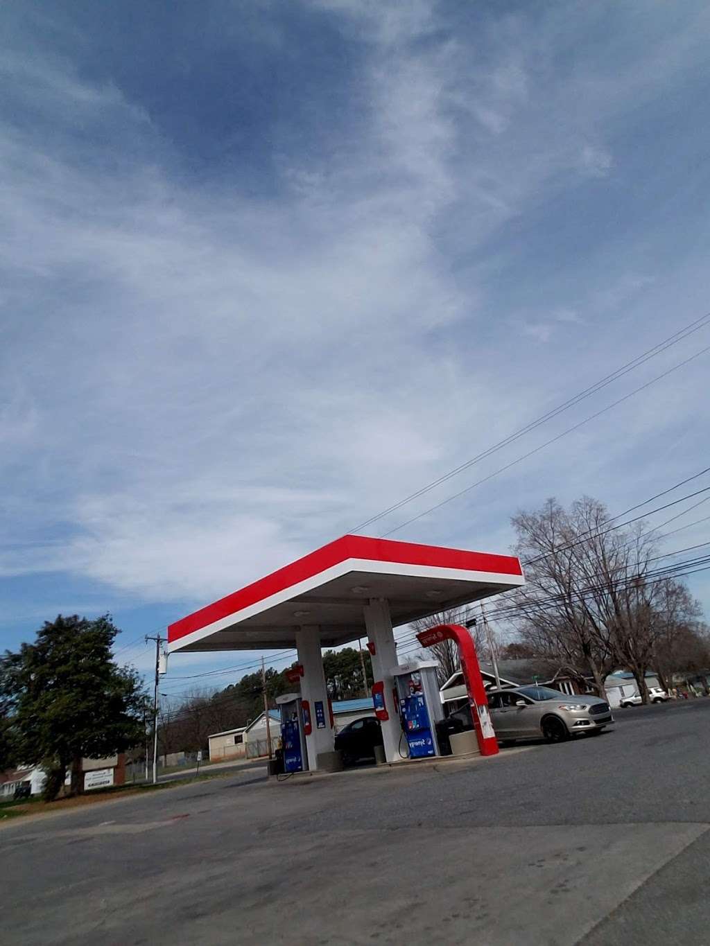 Exxon | 264 E Main St, Rockwell, NC 28138, USA | Phone: (704) 279-5675