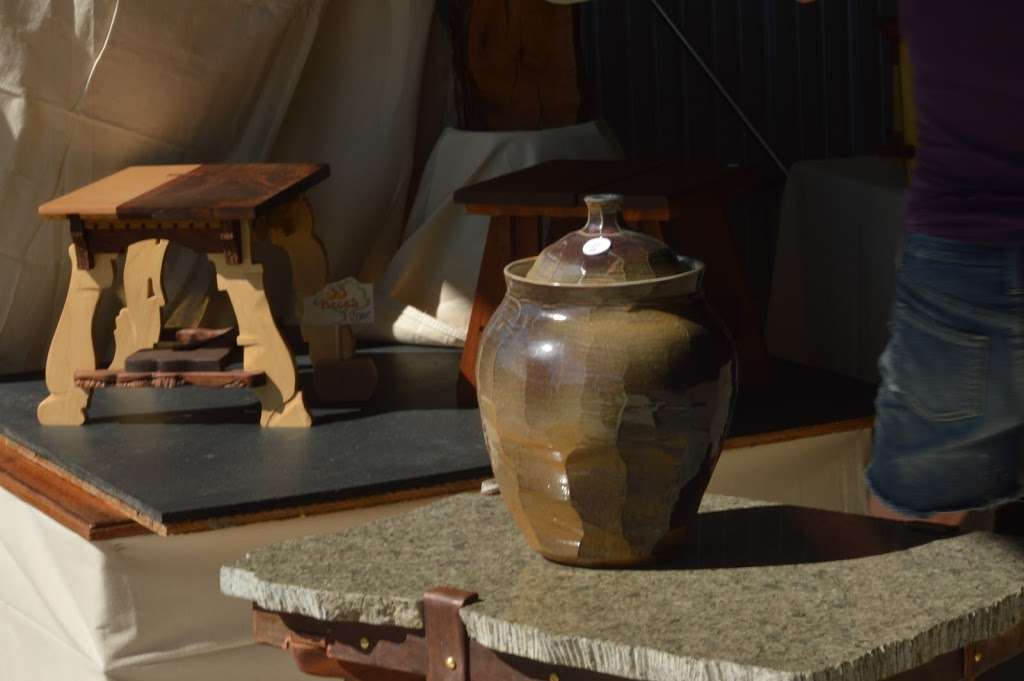 Awhai Pottery | 12202 Awhai Ranch Rd, Ojai, CA 93023, USA | Phone: (310) 666-5866