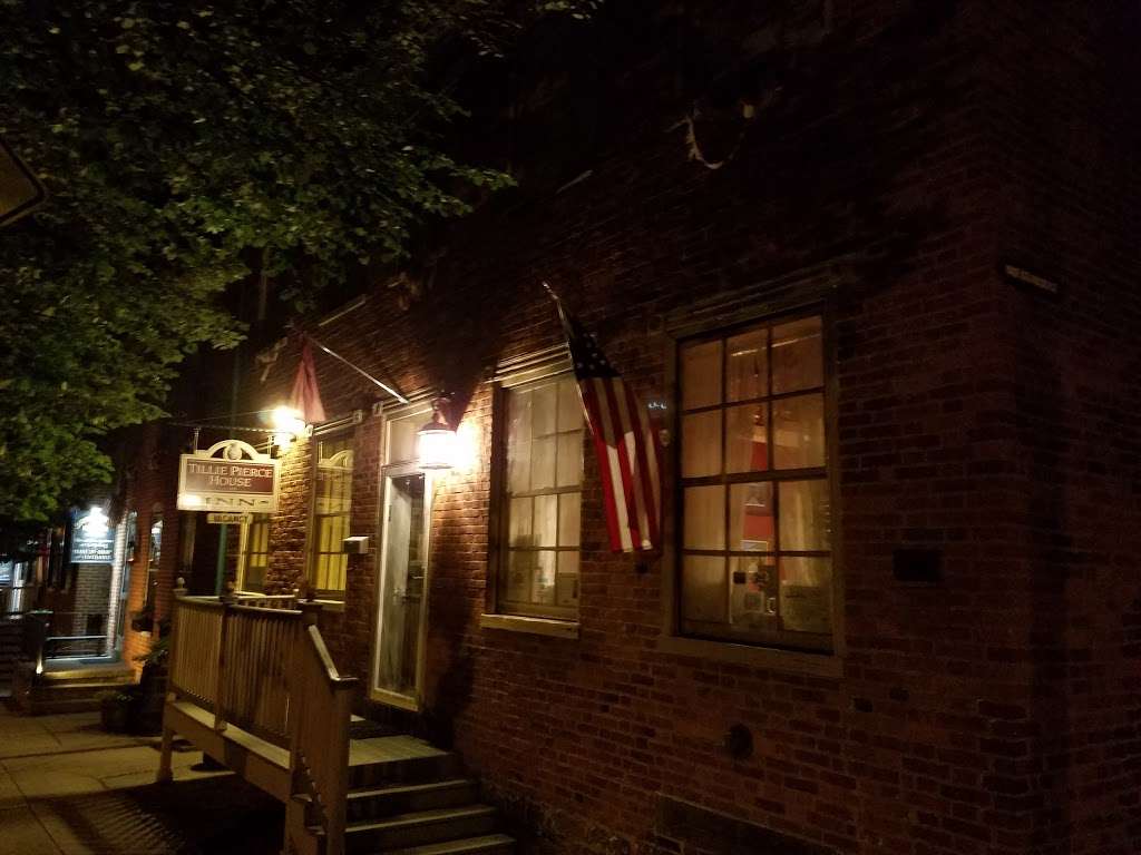 Tillie Pierce House Inn | 301 Baltimore St, Gettysburg, PA 17325, USA | Phone: (717) 398-2847