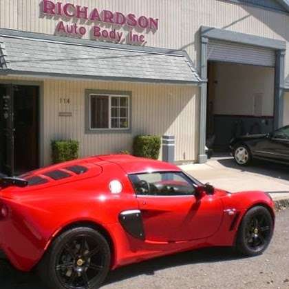 Richardson Auto Body Inc | 114 N 8th Ave, Upland, CA 91786, USA | Phone: (909) 982-7415