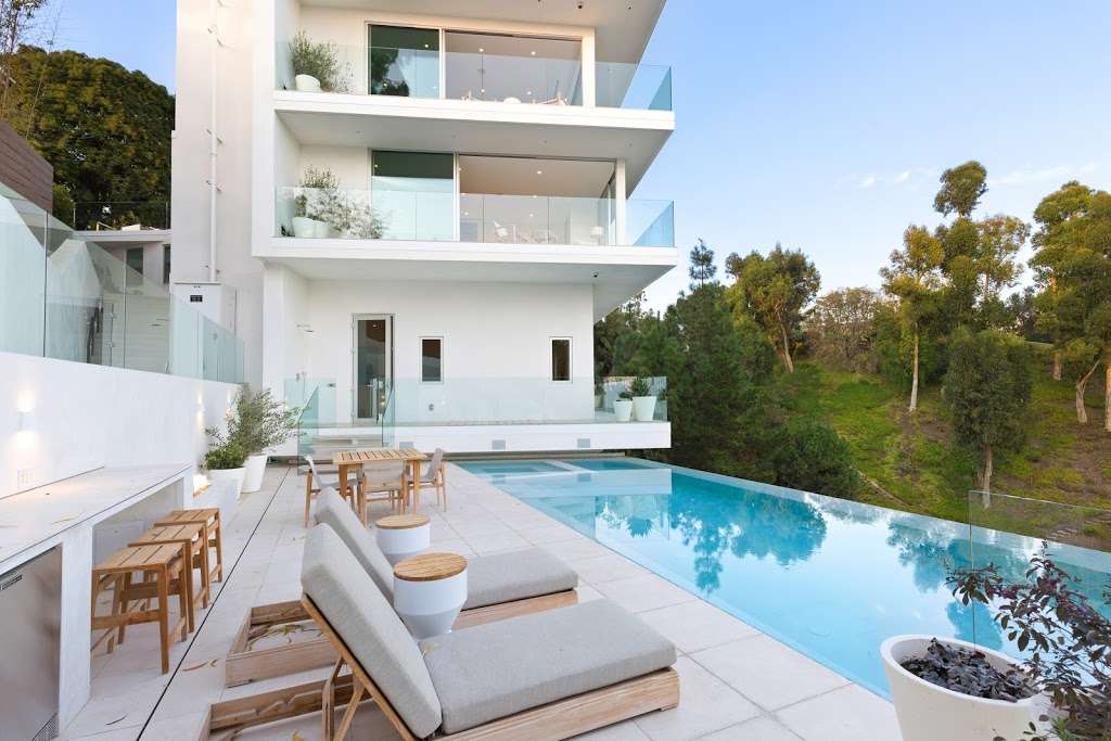 Stay Awhile Villas | 9437 S Santa Monica Blvd #204, Beverly Hills, CA 90210, USA | Phone: (424) 239-6262