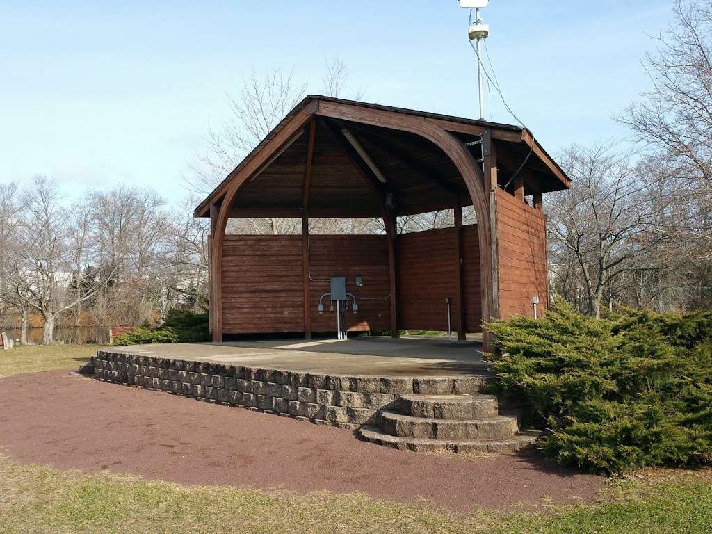 Roxbury Rotary Band Shell | 3 E Mapledale Ave, Succasunna, NJ 07876, USA