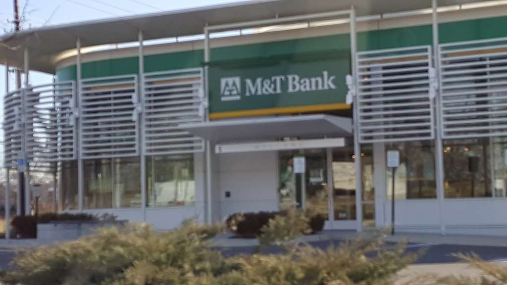 M&T Bank | 5 Bank St, Gaithersburg, MD 20878, USA | Phone: (301) 926-4535