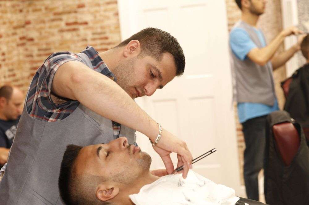 Daves Barber Shop | 183 Atlantic Ave, Freeport, NY 11520, USA | Phone: (516) 623-1414