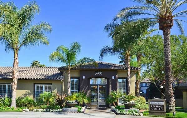 Castlerock Apartments | 5700 Lochmoor Dr, Riverside, CA 92507, USA | Phone: (951) 682-8444