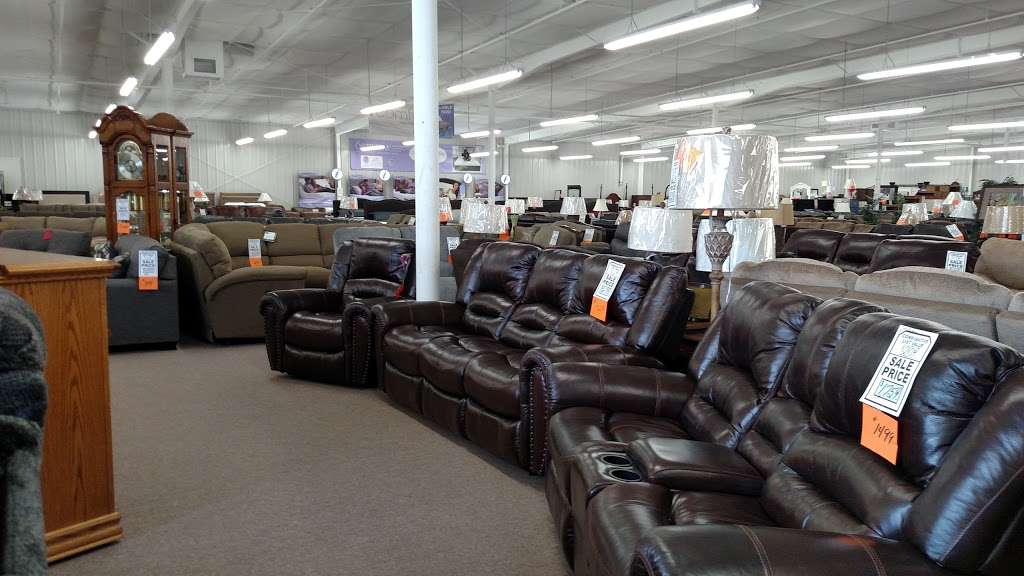 Fowlers Fine Furniture | 912 Walton Way, Richmond, MO 64085, USA | Phone: (816) 776-2555